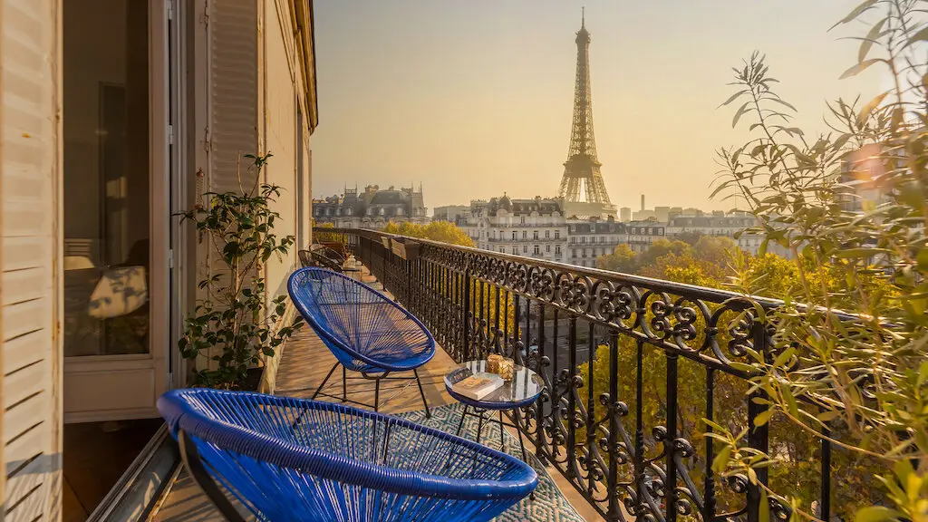 The Parisian Agency: Exclusive Properties Season 1 Review