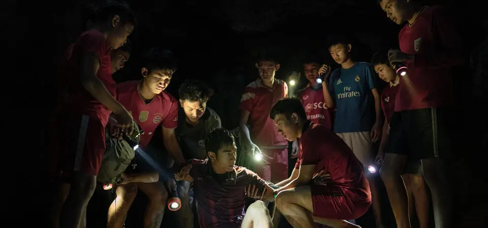 thai-cave-rescue-season-1-review-netflix