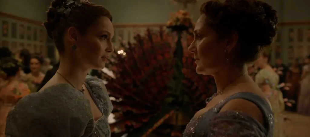 Francesca and Lady Bridgerton in Season 3