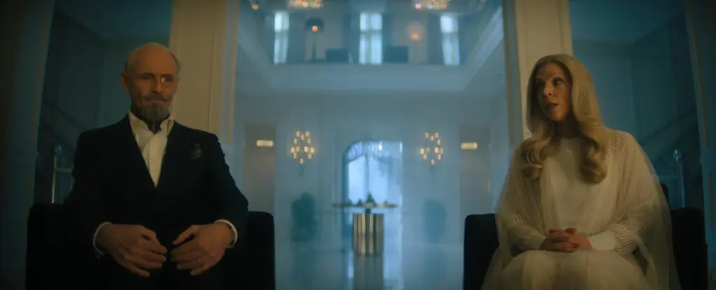 Reginald and wife Abigail in The Umbrella Academy Season 4, Episode 3