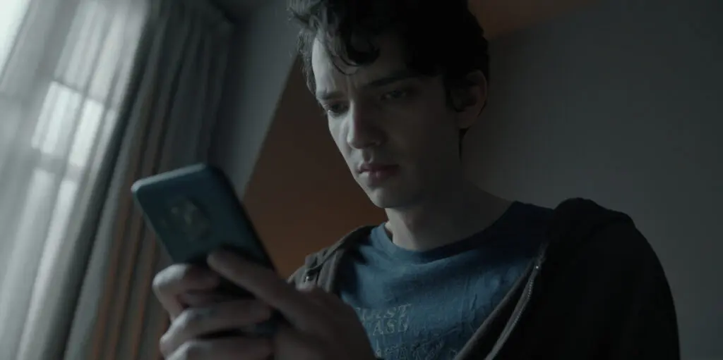 Kodi Smit-McPhee as Nicolas Ravenscroft (2024, ‘Present Day’) in “Disclaimer”