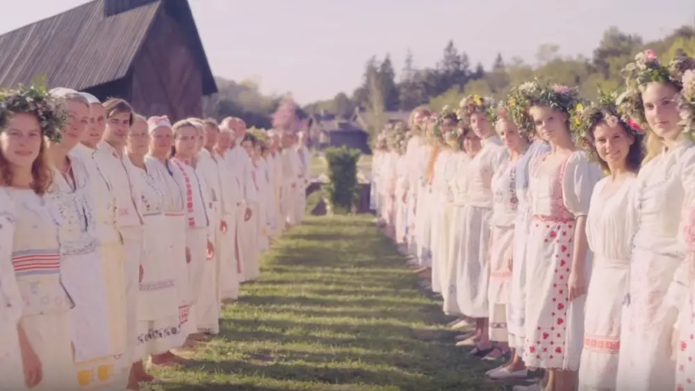 Midsommar Review