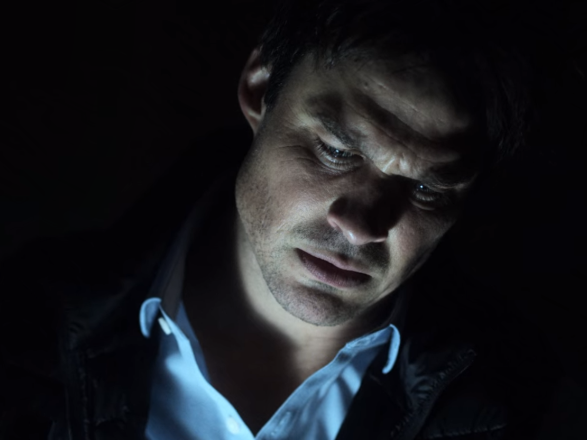 V Wars Season 1 Episode 7 Recap The Night Is Darkening Round Me