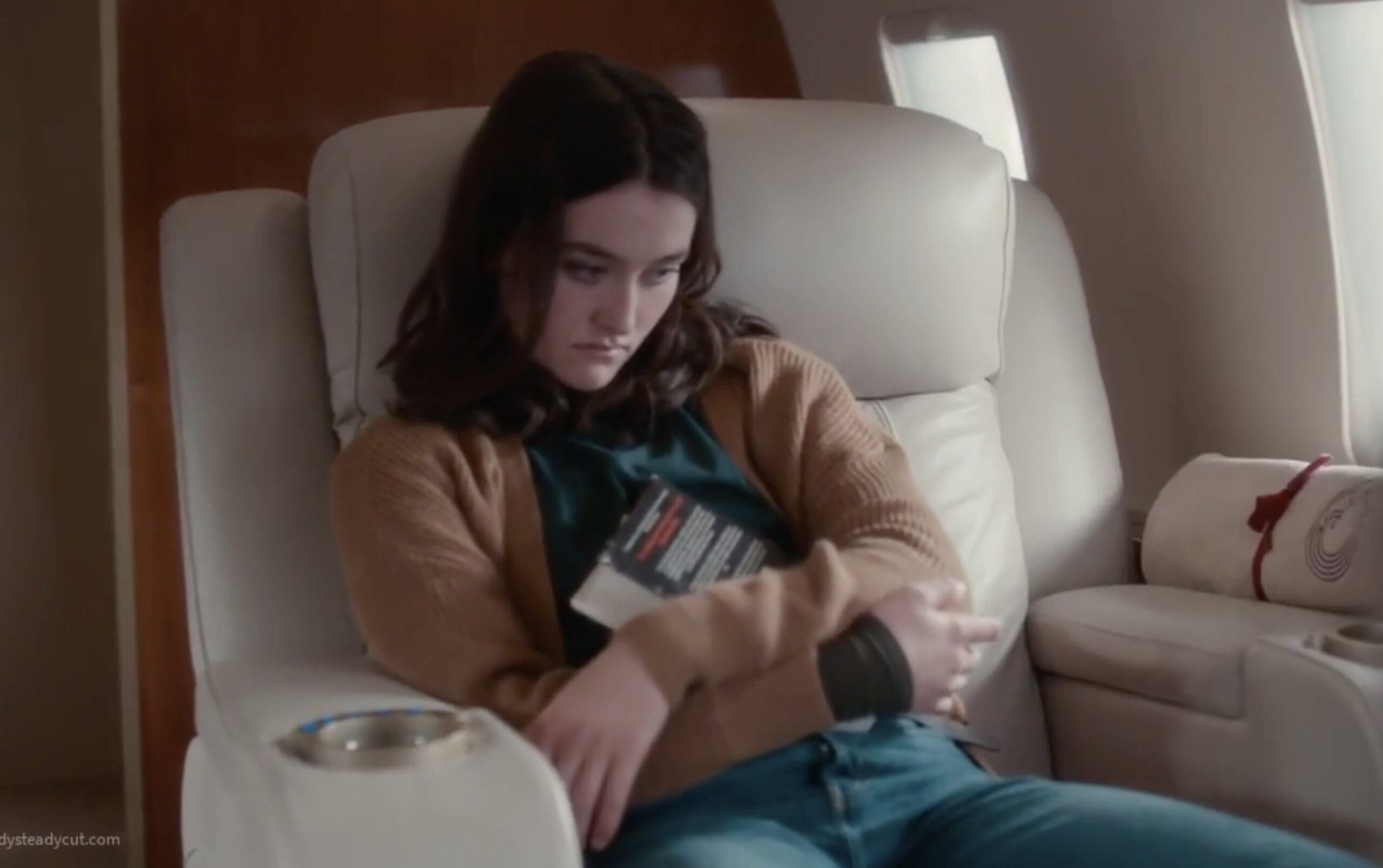 The Wilds season 1, episode 1 recap the opening chapter explained