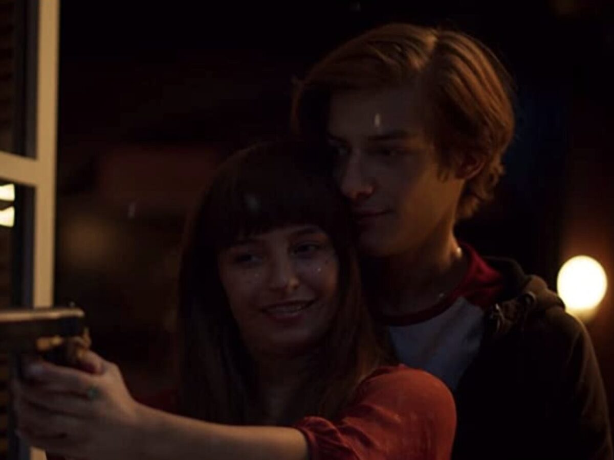 All My Friends Are Dead Review An Audacious And Fun Teen Thriller