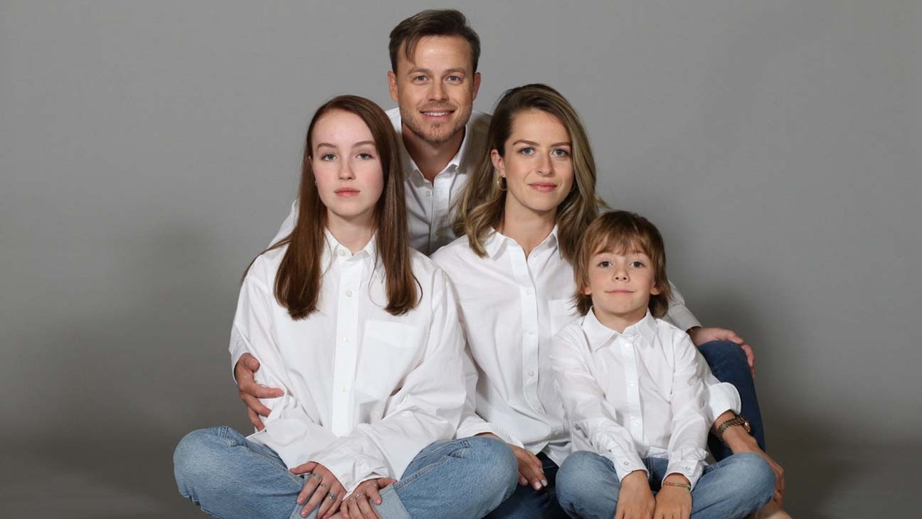 The Guide to the Perfect Family Review A Compelling Dramedy