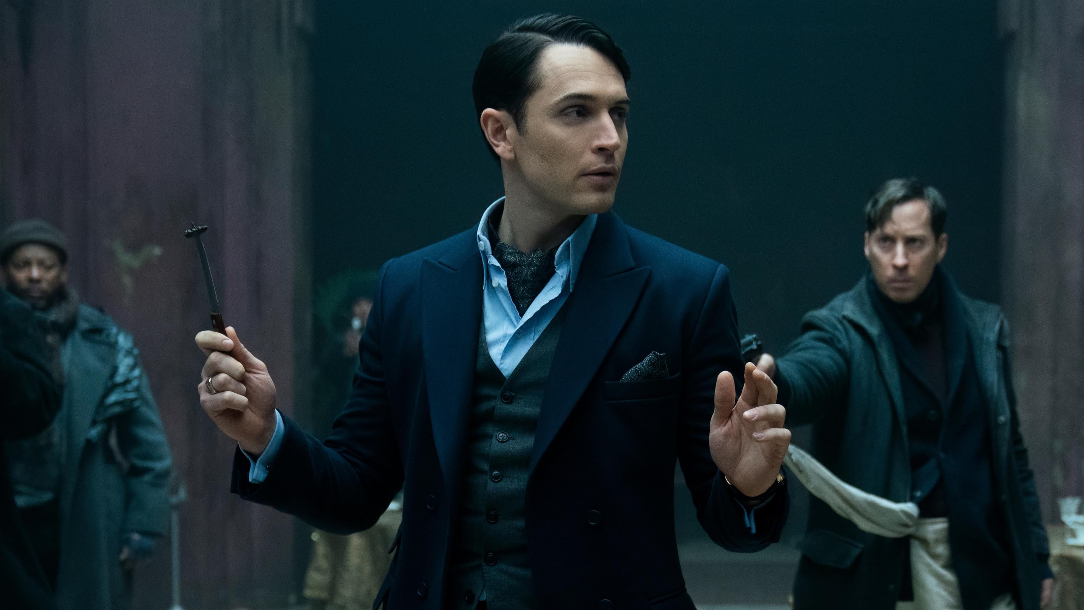 Винстон джон уик. Уинстон скотт. Экскомьюникадо джон. Винстон в джон уик 3. Уинстон скотт.