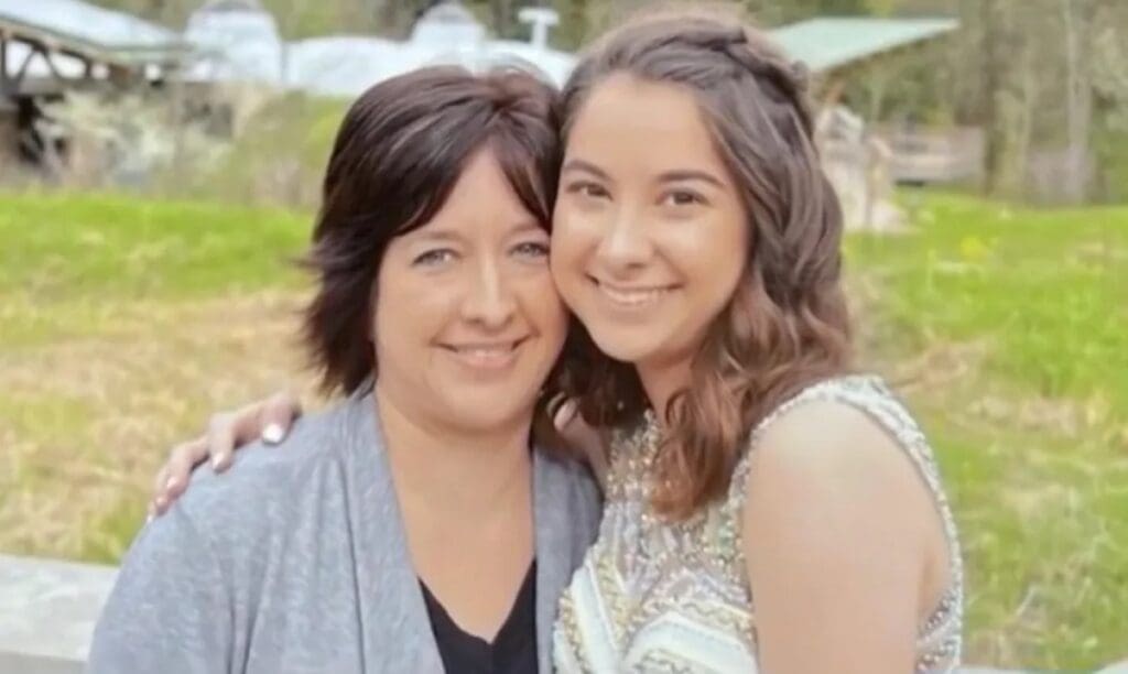 Brenda Powell and her daughter Sydney