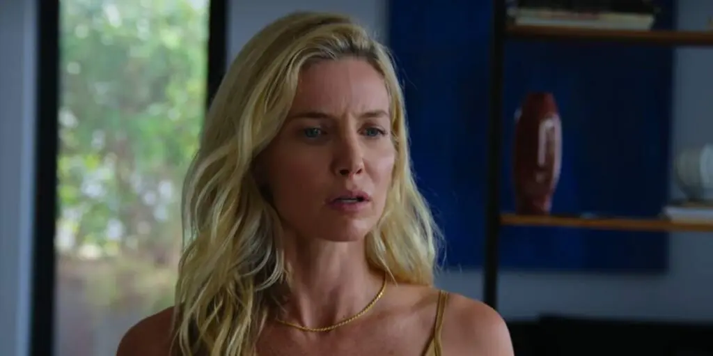 Elena played by Annabelle Wallis in Vanished Into the Night