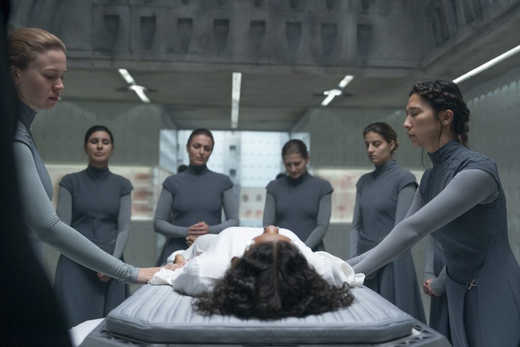 Chloe Lea and Aoife Hinds In Dune: Prophecy