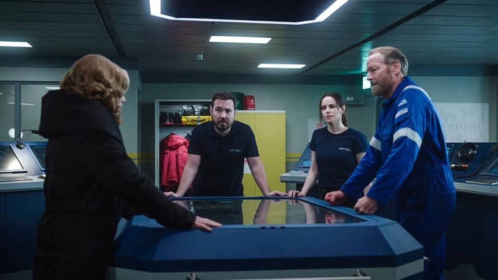 Alice Krige, Martin Compston, Emily Hampshire and Iain Glenn in The Rig