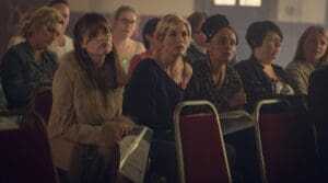 (L to R) Aimee Lou Wood as Tracy, Jodie Whittaker as Susan, Karla Crome as Pattie in Episode 3 of Toxic Town.