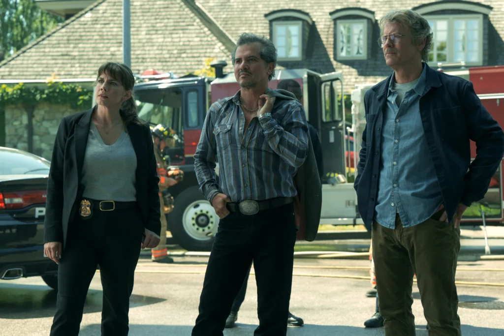 Anna Chlumsky, John Leguizamo and Greg Kinnear in Smoke