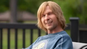 Glen Powell in Chad Powers