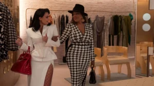 Kim Kardashian and Niecy Nash in All's Fair