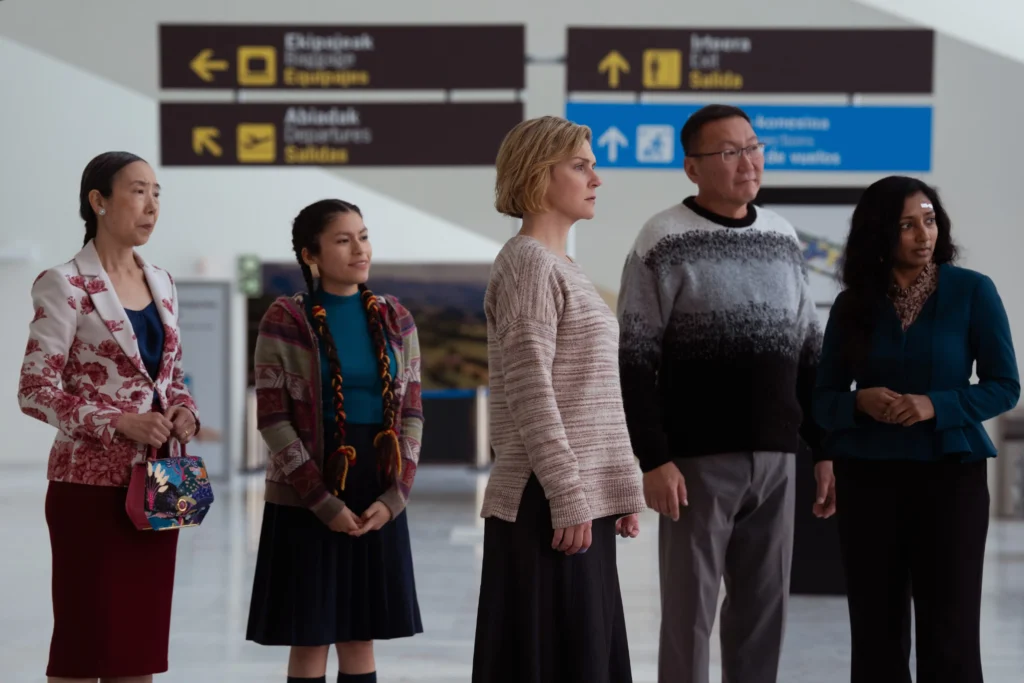 Sharon Gee, Darinka Arones, Rhea Seehorn, Amarburen Sanjid and Menik Gooneratne in Pluribus