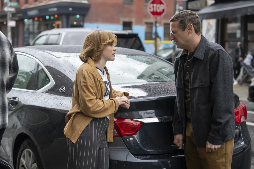 Sophia Lillis and Tim Robinson in The Chair Company