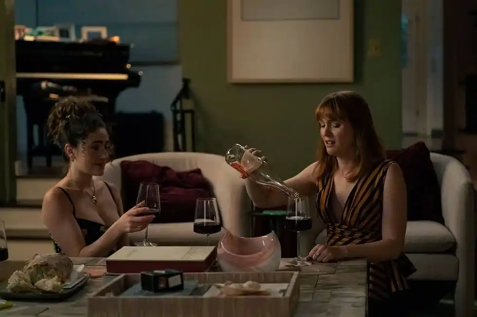 Rachel Sennott and Leighton Meester in I Love LA