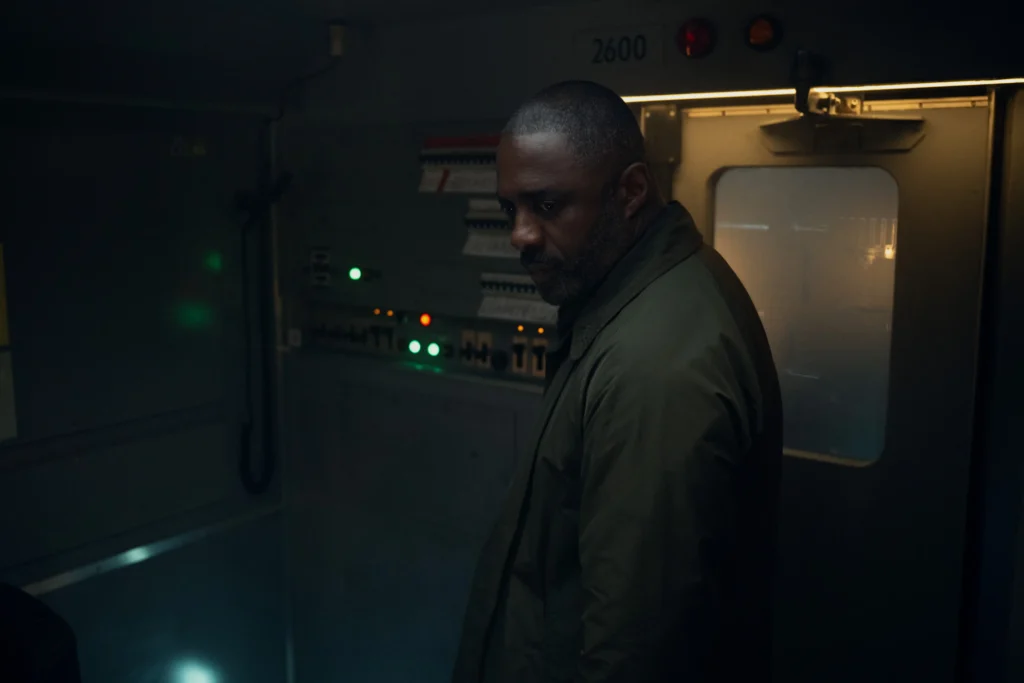 Idris Elba in Hijack Season 2