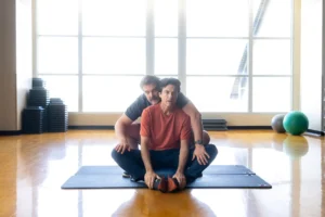 David Harbour and Jason Bateman in DTF St. Louis