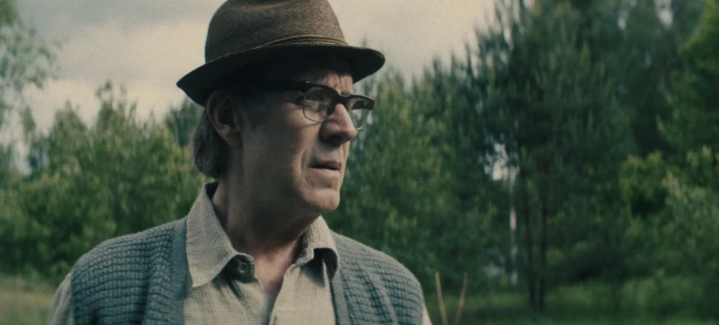 Rhys Ifans in Star City